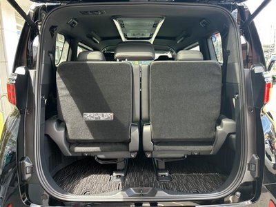 2026 Toyota ALPHARD — фото 28