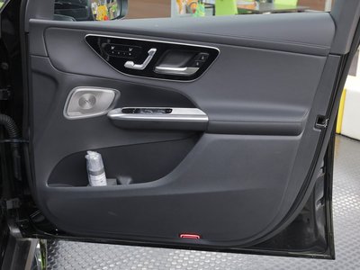 2025 Mercedes-BENZ GLC AMG 缩略图 25