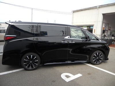 TOYOTA ALPHARD - 4