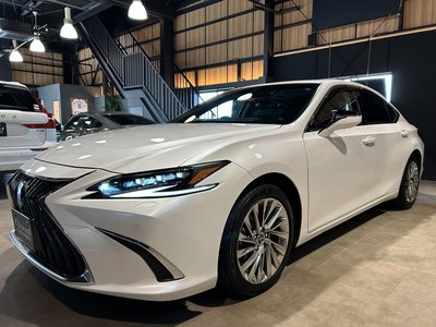 LEXUS ES - 3
