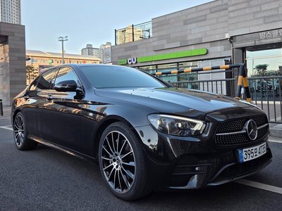 MERCEDES-BENZ E-CLASS - 5