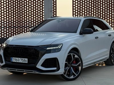 صورة 1 لـ 2021 AUDI RS Q8