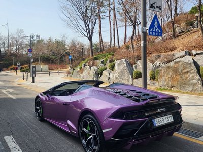 LAMBORGHINI HURACAN