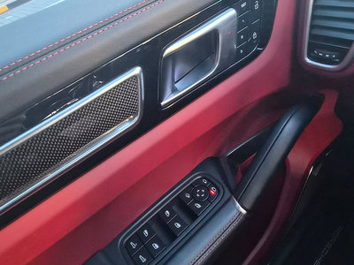 2023 Porsche CAYENNE — миниатюра 15