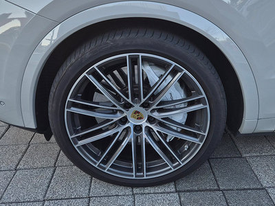 2023 Porsche CAYENNE — миниатюра 17