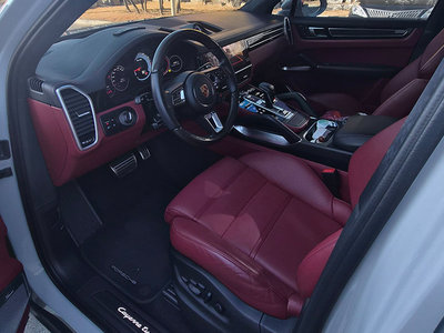 2023 Porsche CAYENNE — миниатюра 11