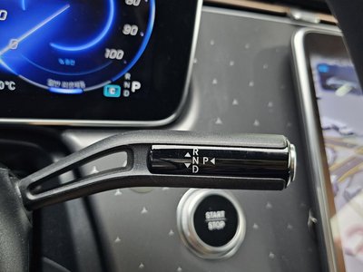 2023 Mercedes-BENZ EQE — миниатюра 12