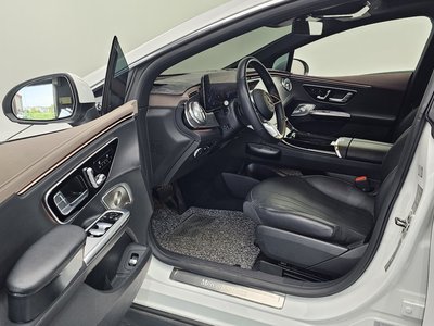 2023 Mercedes-BENZ EQE — миниатюра 13