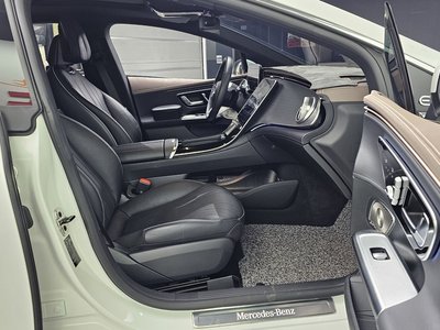 2023 Mercedes-BENZ EQE — миниатюра 17