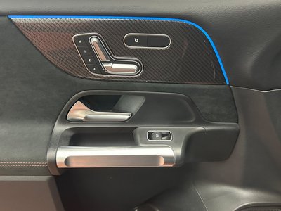 2025 Mercedes-BENZ GLB — миниатюра 28