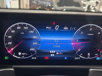 2025 Mercedes-BENZ GLB — миниатюра 13