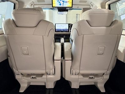 2024 Lexus LM — миниатюра 40