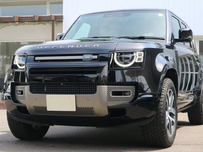 LAND ROVER DEFENDER - 1