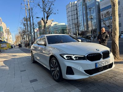 BMW 3 SERIES - 4