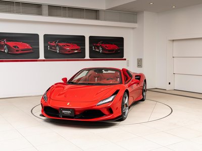 صورة 3 لـ 2021 FERRARI F8 SPIDER