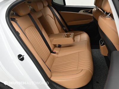 2023 Genesis THE NEW G70 — миниатюра 12