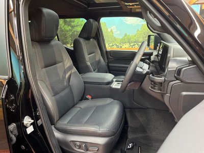 TOYOTA LAND CRUISER 250 - 8