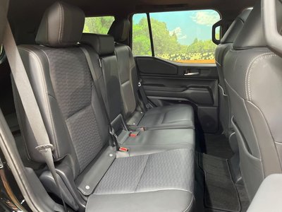 TOYOTA LAND CRUISER 250 - 9