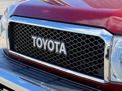 TOYOTA LAND CRUISER 70 - 7