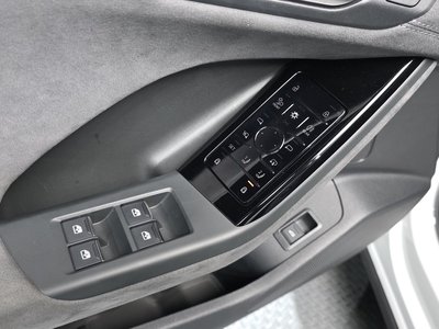2025 AUDI SQ6 E-TRON 缩略图 32