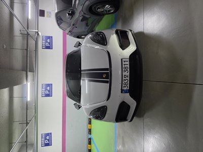 صورة 3 لـ 2019 Porsche 718