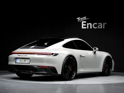 PORSCHE 911 - 5