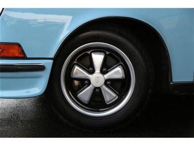 PORSCHE 911 - 4