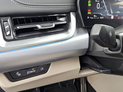 2025 BMW X1 — миниатюра 32