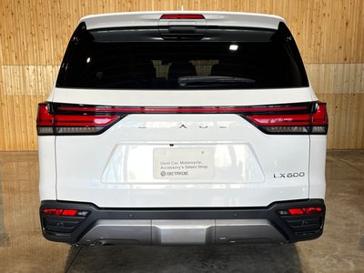 LEXUS LX - 7