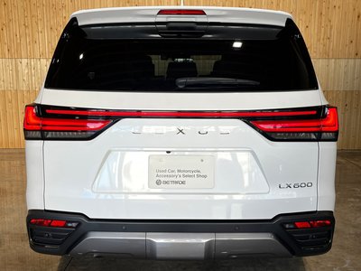 LEXUS LX - 8