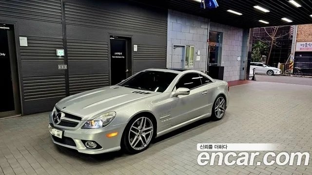 MERCEDES-BENZ SL - View 1