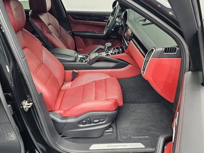 PORSCHE CAYENNE - 10