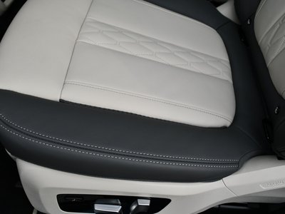 2023 BMW X7 缩略图 24