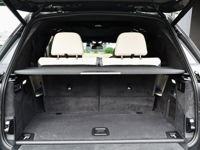 2023 BMW X7 缩略图 17
