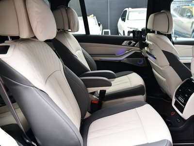 2023 BMW X7 缩略图 12