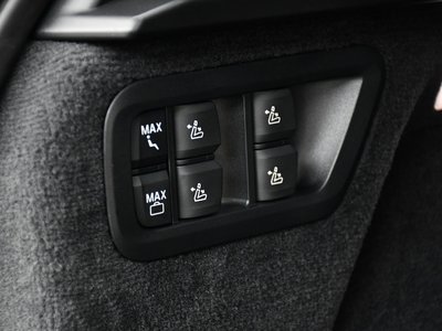 2023 BMW X7 缩略图 19