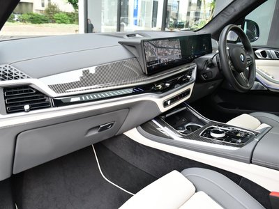 2023 BMW X7 缩略图 25