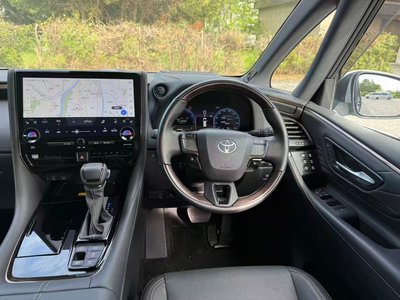 2025 TOYOTA ALPHARD 缩略图 12