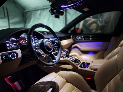 PORSCHE CAYENNE - 4