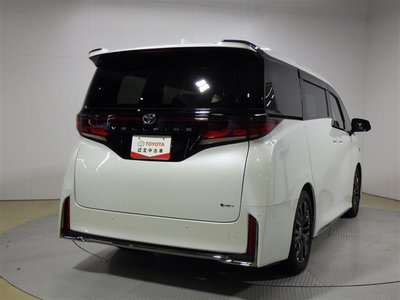 صورة 3 لـ 2024 Toyota VELLFIRE