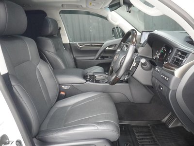 LEXUS LX - 9
