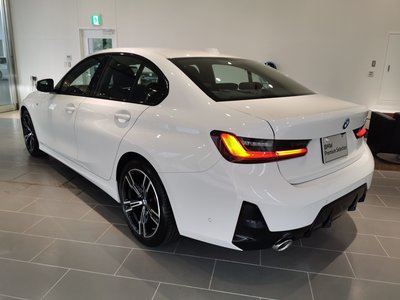 2025 BMW 3 SERIES 照片 10