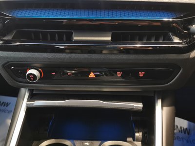 2025 BMW 3 SERIES 缩略图 29