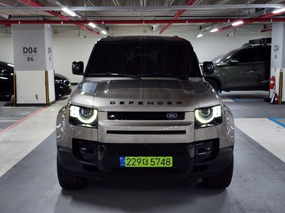 LAND ROVER DEFENDER - 2