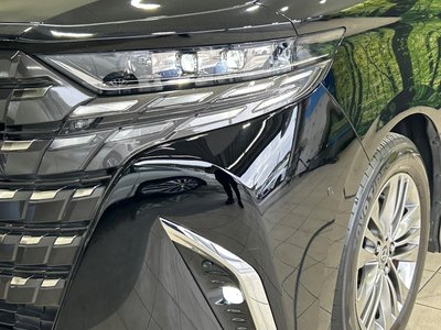 TOYOTA ALPHARD - 9