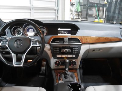 2012 Mercedes-BENZ C-CLASS thumbnail 11