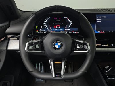 2023 BMW 5 SERIES thumbnail 13