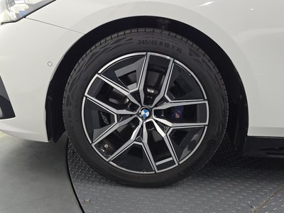 صورة 6 لـ 2023 BMW 5 SERIES