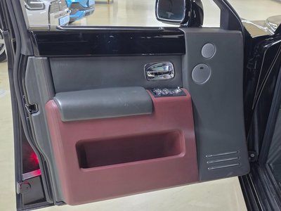 ROLLS-ROYCE PHANTOM - 5