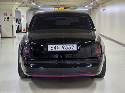 ROLLS-ROYCE PHANTOM - 3